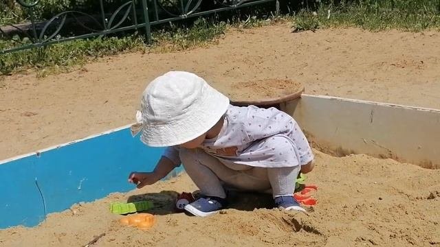 ?Первый ЛЕТНИЙ влог!?РАСТУЩИЙ СТУЛ ПАНДА?Покупки в ДЕТСКОМ МИРЕ
