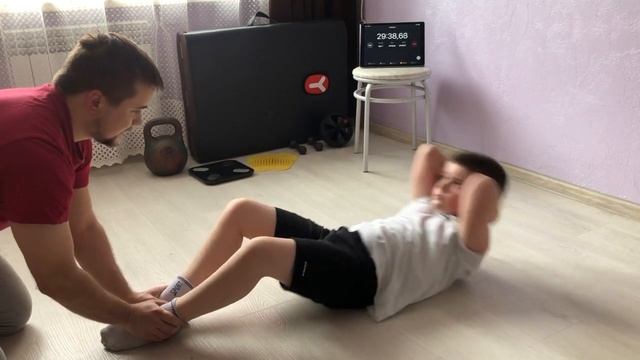 Наибольшее количество подъема туловища из положения лёжа за 1 час ДЕТИ 6 лет