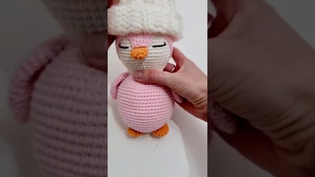 ?Pinguino amigurumi enlace en la descripción