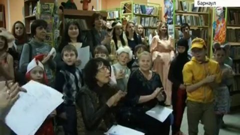 В барнаульской библиотеке поставили серию необычных спектаклей
