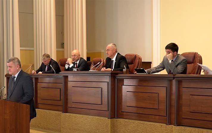 Таймураз Тускаев провел заседание Совета Парламента