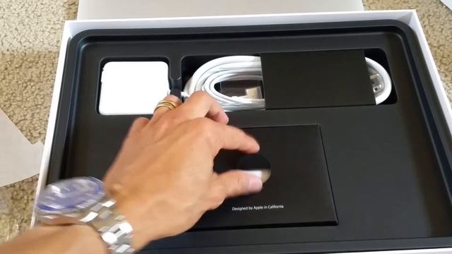 Unboxing New Apple Macbook Air 13 3" 4GB RAM 128GB SSD HD A1466 2016