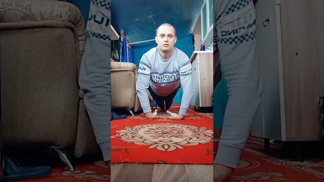 Утренняя зарядка при ампутации ступни обеих ног 😔 добро живёт в нашем сердце ❤️😌🙏