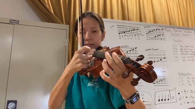 Hot Cross Buns on Violin - Beginning Strings