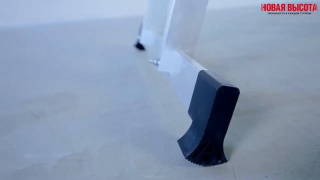 Лестница алюминиевая двухсекционная NV 122