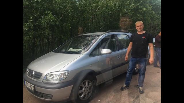 Везем 5 авто из Литвы в Украину. Нерастаможенные машины заполняют страну