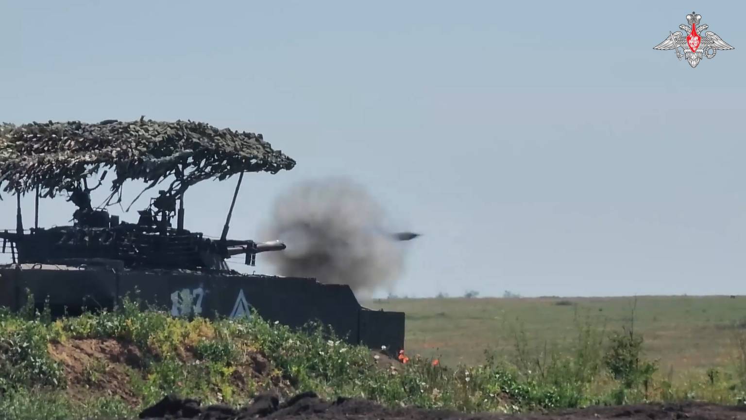 Экипаж БМП-3 уничтожил пехоту и укрепрайон ВСУ на Ореховском направлении
