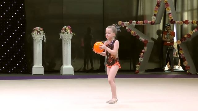 Каражей Марія 2011 мяч
