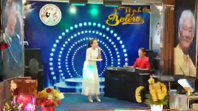 XÓM ĐÊM - ST : NS PHẠM ĐÌNH CHƯƠNG - TRÌNH BÀY : MINH HIẾU - BOLERO CÀ MAU