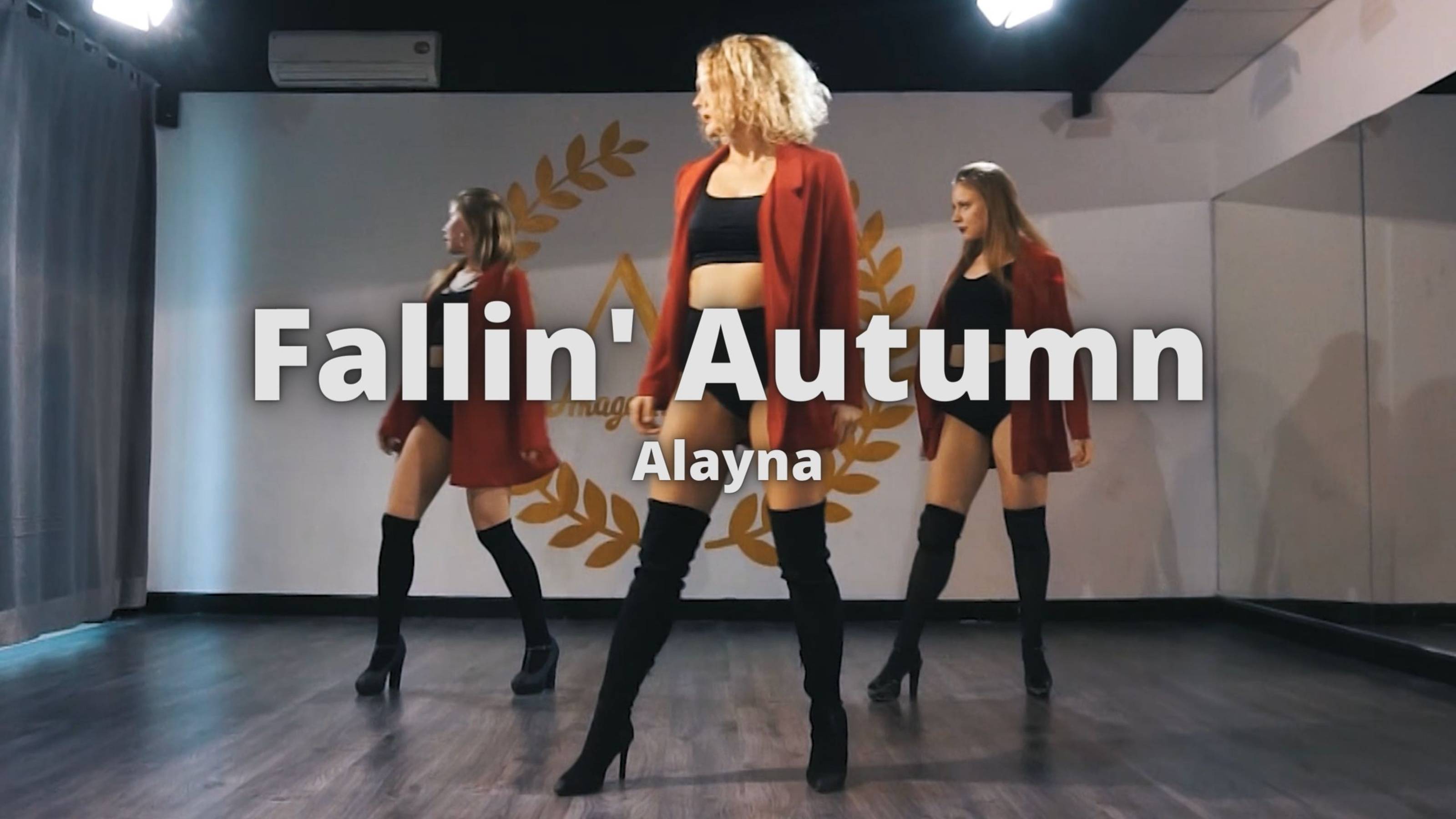 Falling Autumn - Alayna