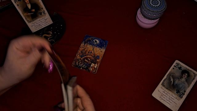 главное о Королях и дамах ?