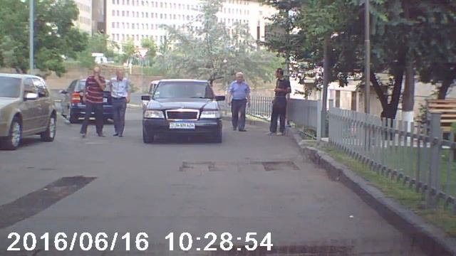 Парковаться негде