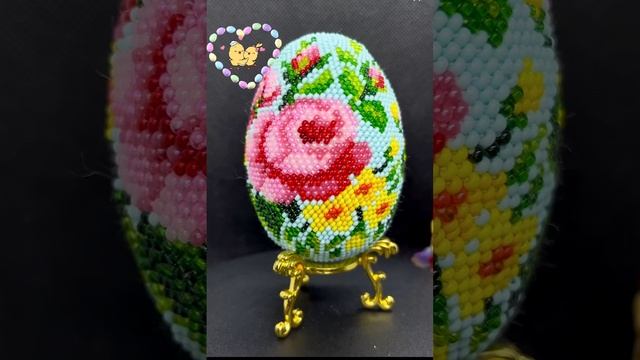 Пасхальное яйцо «Розы" 8 см 1500