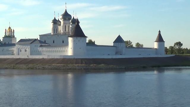 Круизы по Волге. Макарьевский монастырь