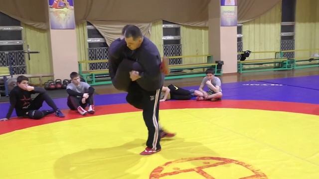 Приёмы - ПРОХОД В ОДНУ НОГУ. Вольная борьба.