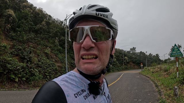 Zur mysteriösen Radarstation || Rennrad-Tour zum Affenberg Da Nang, Vietnam 🇻🇳