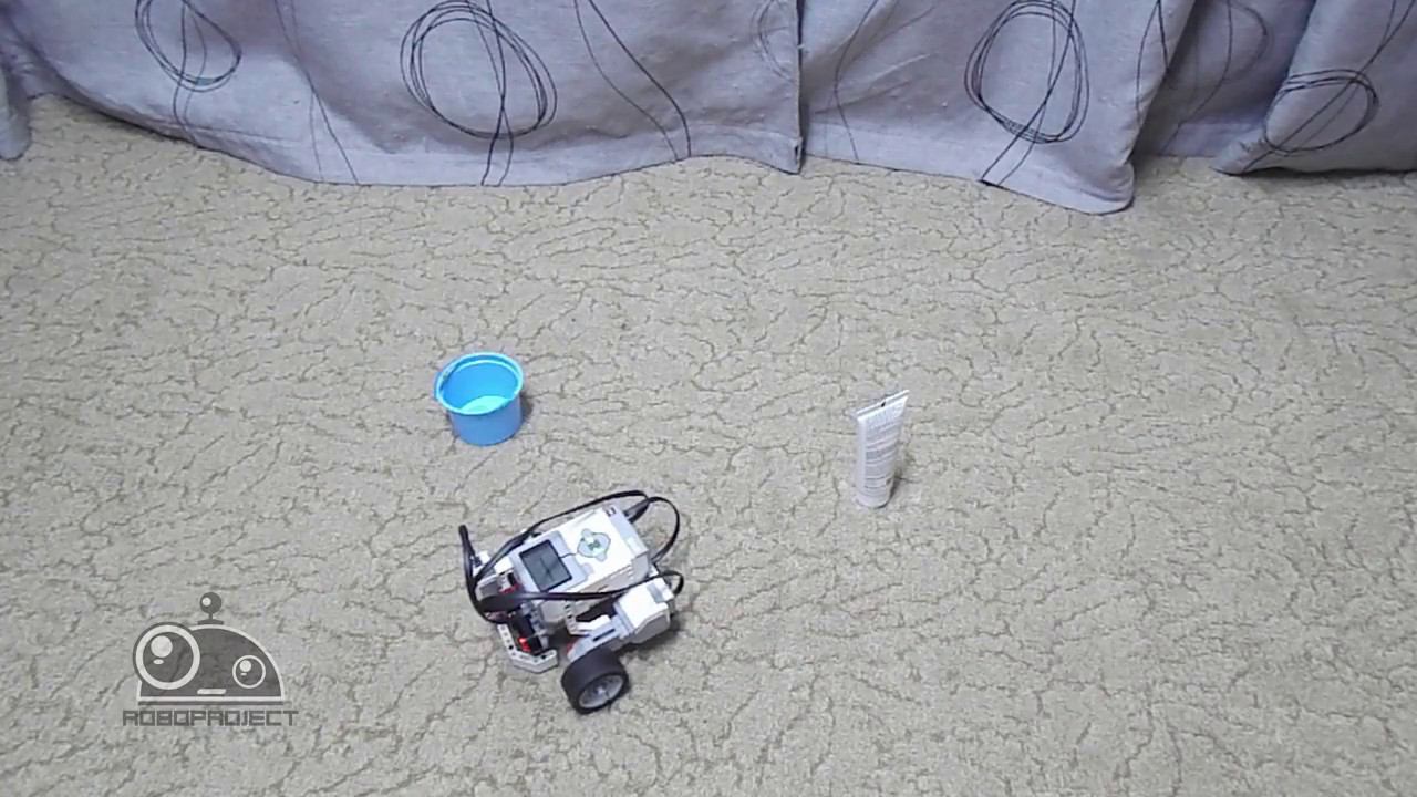 Lego Mindstorms EV3 - Хоккеист