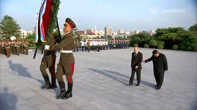 Владимир Путин завершил визит в КНДР и попрощался с Ким Чен Ыном