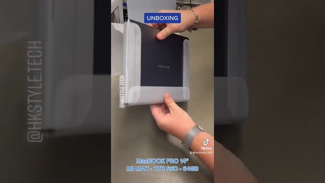 UNBOXING New Apple MacBookPRO M1 MAX 64GB con SSD 2TB. Opening e migrazione dati conThunderbolt 3