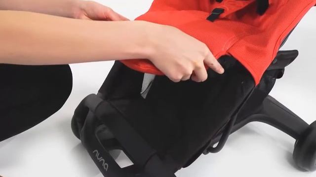 Poussette 4 roues Pepp™ Luxx avec barre de sécurité par Nuna