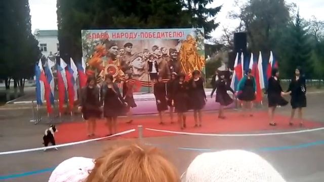 Танецдети войны?