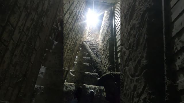 Гидроизоляция в Ставрополе. Монтаж усилений фундамента в многоквартирном доме