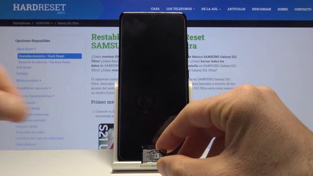 Cómo poner tarjeta SIM en SAMSUNG Galaxy S21 Ultra - colocar chip