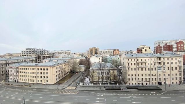Аренда 3 к.квартиры. Москва, ул.Большая Якиманка 32.