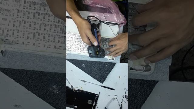 Macbook A1342 key board part 3