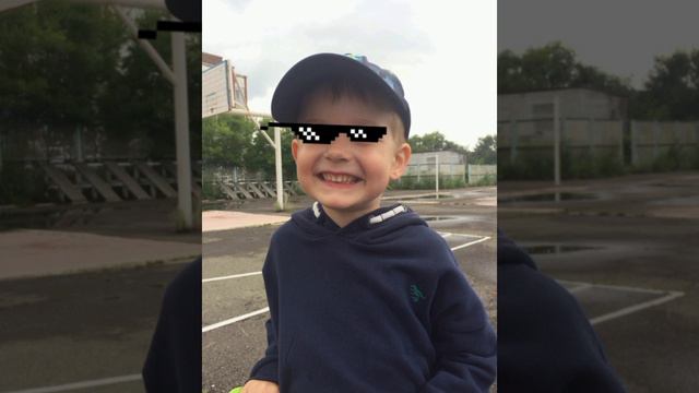 трек 17 из ТG если здесь наберётся три лайка трек чтобы менялись картинки и крутые эффекты