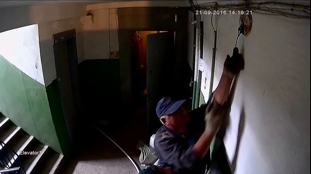 Стыринг лампочки в подъезде 21.09.16