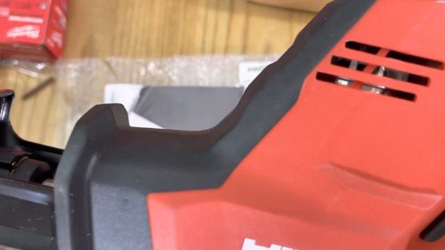 Hilti SR 2-A12 | máy cưa kiếm Hilti SR 2-A12 12v lh 0962232180 tung
