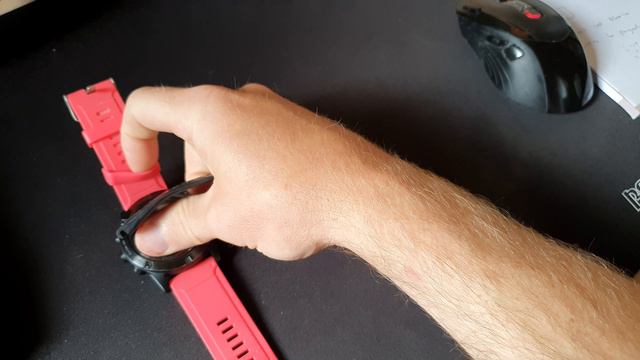 Garmin fenix watch strap almost broke!