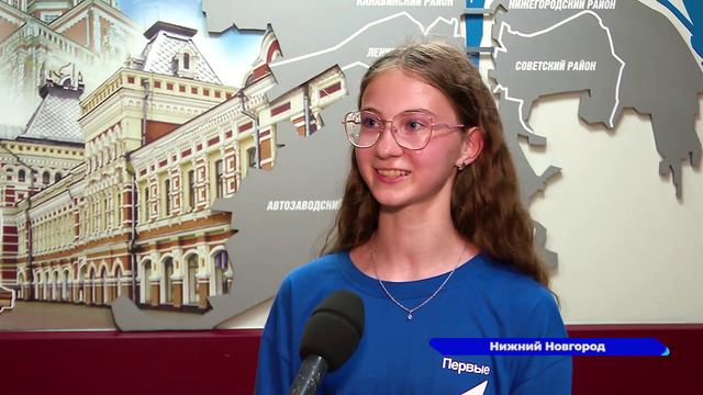 20 школьников получили паспорта из рук главы Нижнего Новгорода Юрия Шалабаева