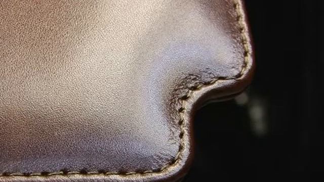 Кожаные портфели