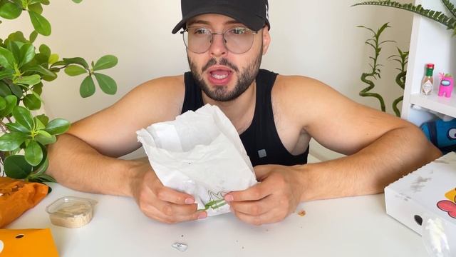 Unde mananci *CELE MAI BUNE ARIPIOARE*? KFC, McDonald's, Pepeye's, ETC?