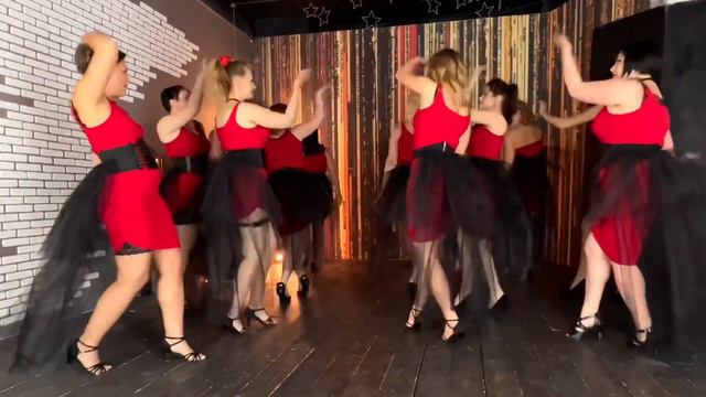 Moulin Rouge - Bachata Lady - Kamchatka - 2022 #sexy #upskirt #латино #танец