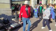 Супер хит, Руки Вверх - Он тебя целует! Классное выступление кавер группы Айдахо на Невском!#id_aho