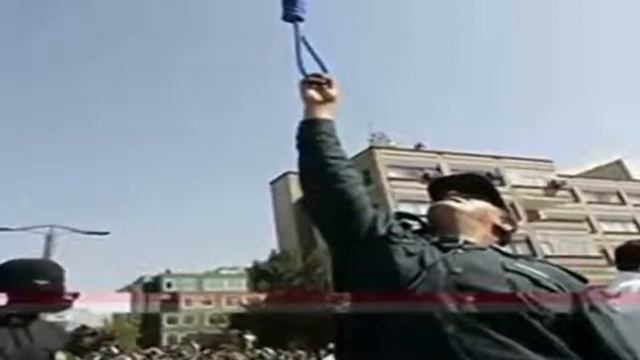 мусульманин улыбается перед казнью