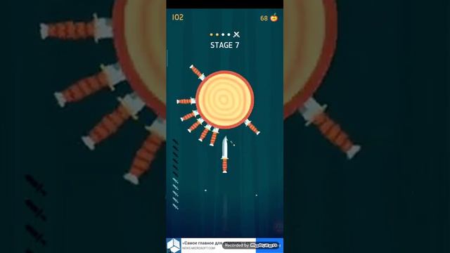 Komputersem играет в Knife Hit