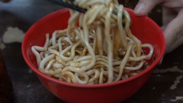 MALAYSIAN STREET FOOD ?? - Ultimate Street Food Tour Of Kuala Lumpur, Malaysia!