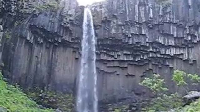 Cascada Svartifoss