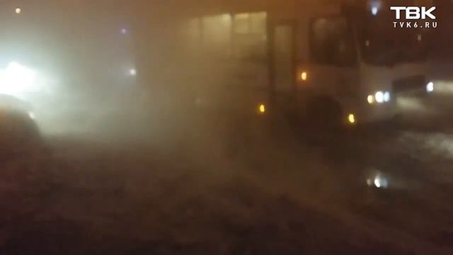 Порыв трубы на ул. Пионерской правды 1