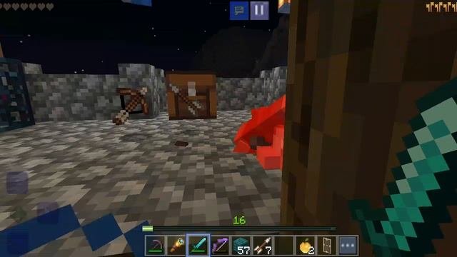 Сражаюсь с разбойниками в Minecrafte.