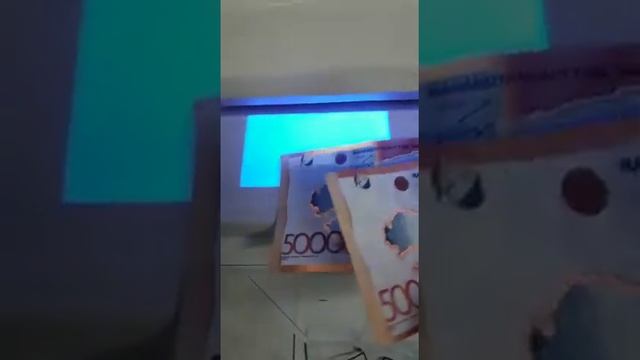 НОВЫЕ ПОДДЕЛКИ ДЕНЕЖНЫХ КУПЮР.СМОТРИТЕ ВНИМАТЕЛЬНО.