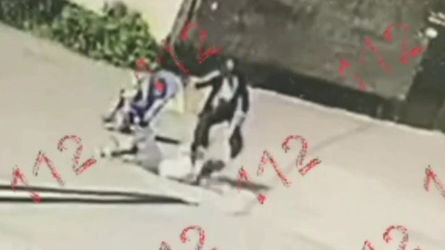 Нападение на женщин с ножом в Фурманове попало на видео 18+