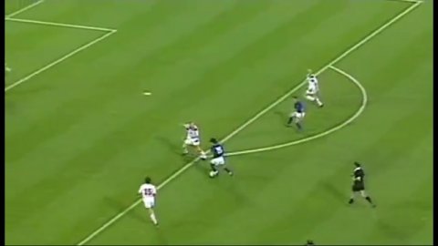 Чемпионат Мира 1990 года. Италия — Чехословакия 2-0. Гол Роберто Баджо