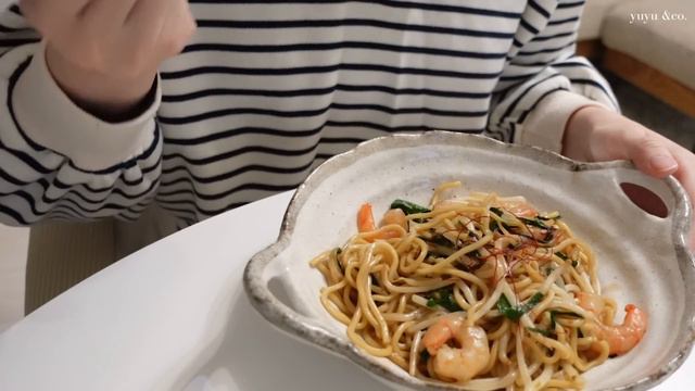 Daily vlog 朝活をした休日🍪📖 / 朝5時起き / モーニング / 自炊 / 読書 / What I eat in a day