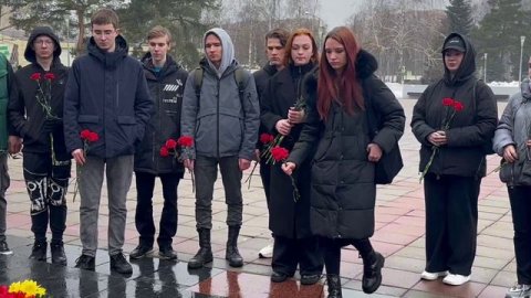 Студенты Технологического университета им. А.А. Леонова почтили память погибших при теракте
