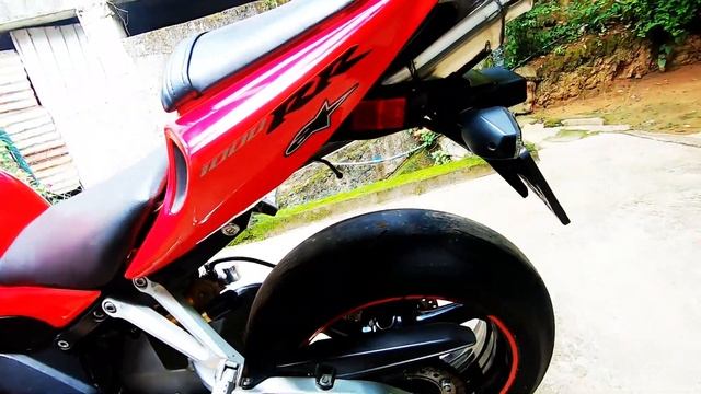 HONDA CBR 1000RR - 2004-05